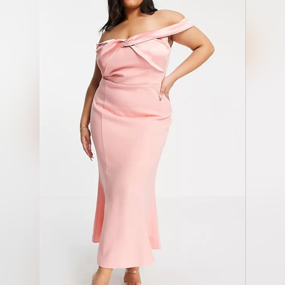 CLOSET CLEAN OUT Yaura Midaxi Dress - Picture 1 of 2